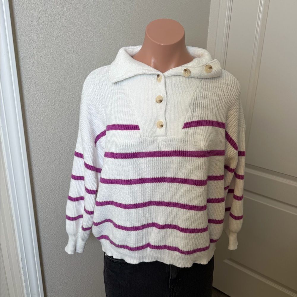 Sincerely Jules Knit White and Purple Striped Sweater Sz S